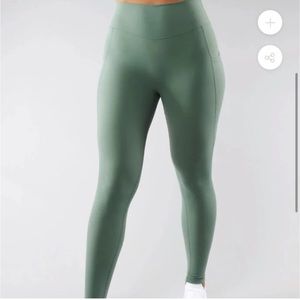 Buffbunny Rosa Pocket Leggings - XS